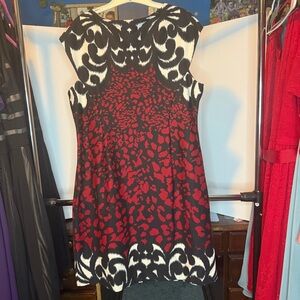 Chico's size 3 Red and Black Abstract Sleeveless Mini Dress